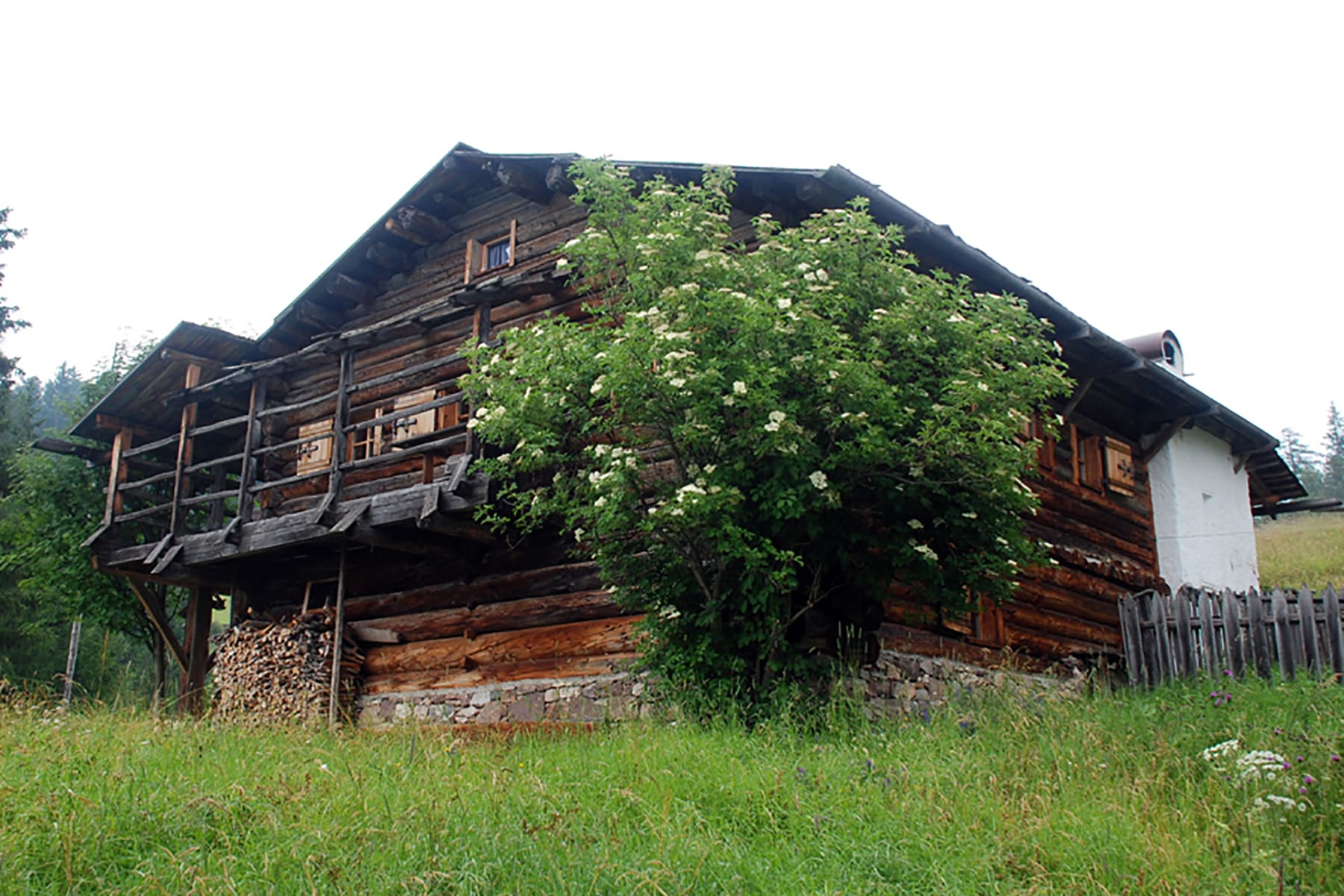 Einhof Ober-Costamula mit Trockensöller