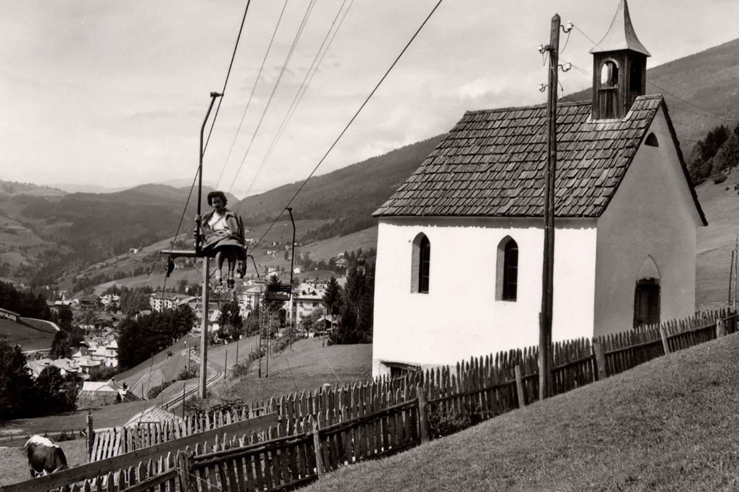 Ehemaliger Sessellift auf Höhe der Kapelle zu Poz, in Betrieb bis 1970