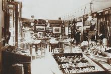 Laden der Rusina Vinatzer um 1900