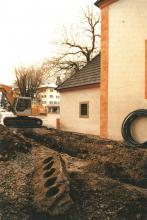 Fundort des Stampftrogs bei Rohrlegung nördlich der Antoniuskirche, Juni 1991