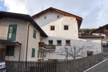 Hausergruppe Junerëi