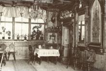 Speisesaal des Hotel Marienheim mit Altarzeichnung des Eigentümers von Franz Schmalzl, vor 1914