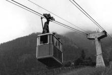 Die neuen Kabinen konnten bis zu 500 Personen pro Stunde befördern, 1968